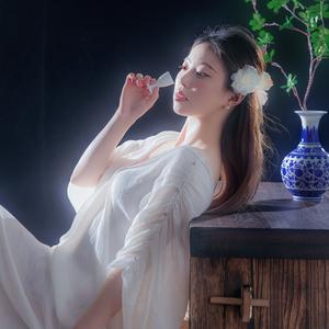 晏青梦